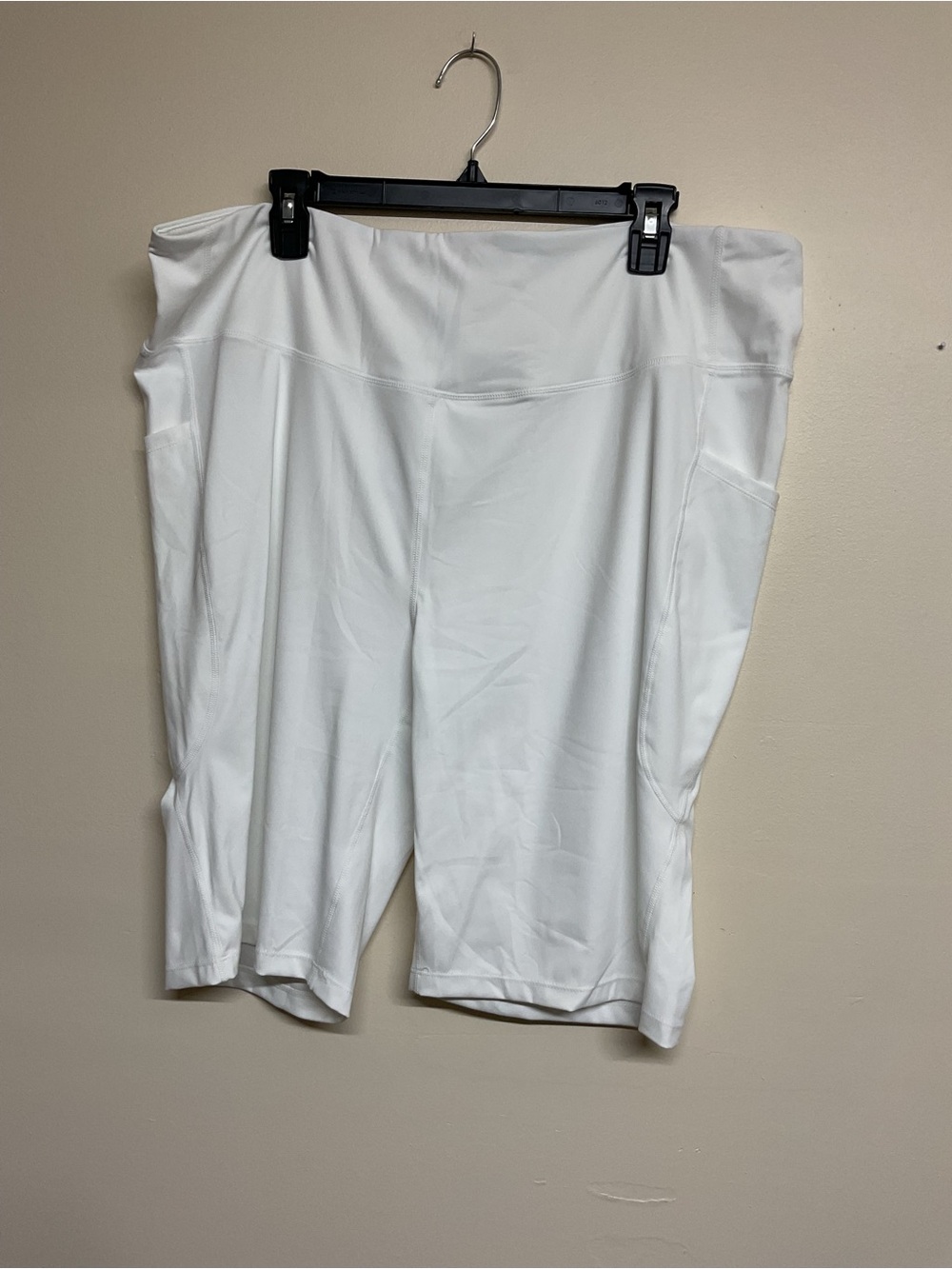 Lalagen White Women's Bike Shorts with Side Pockets